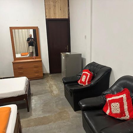 Anniewatte House Apartment Канди Екстериор снимка