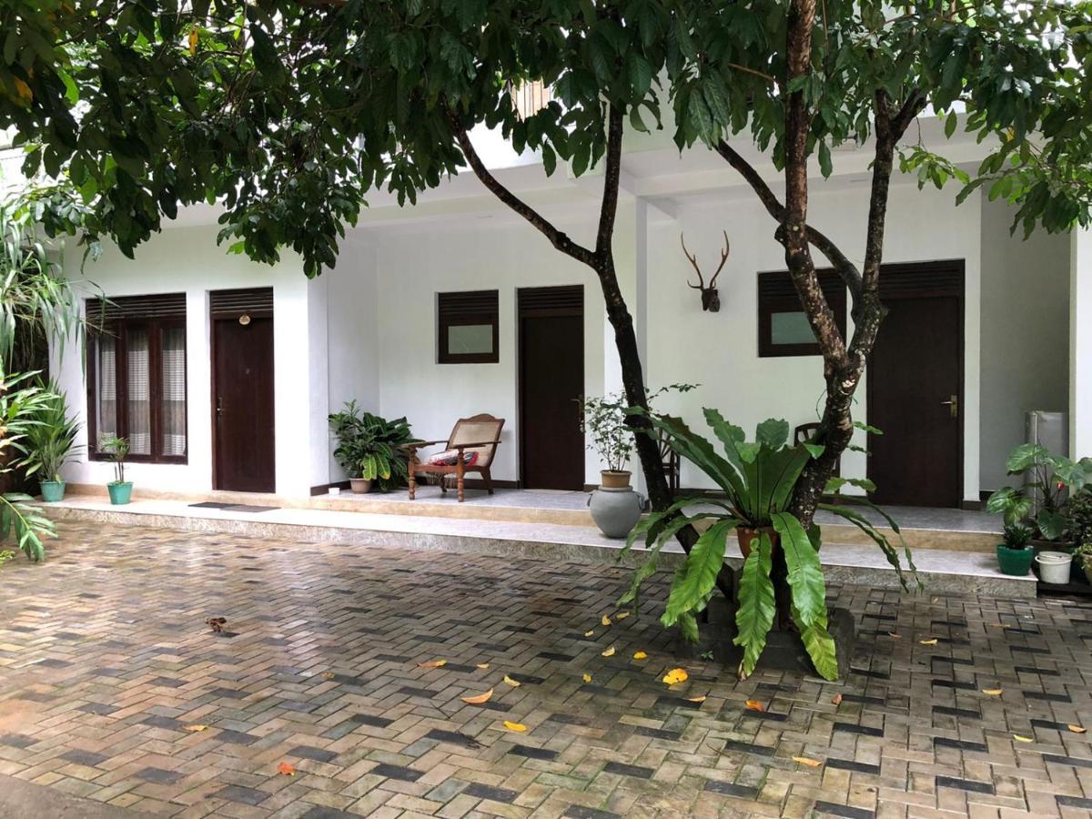 Anniewatte House Apartment Канди Екстериор снимка